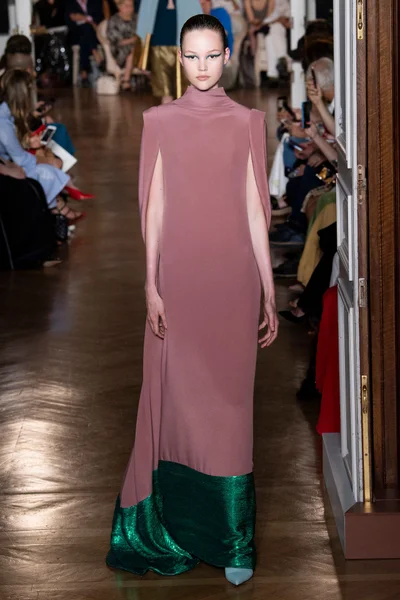 Look 12